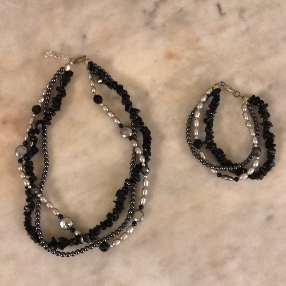 Real-Black Onyx And Gray Pearl Necklace/Bracelet
